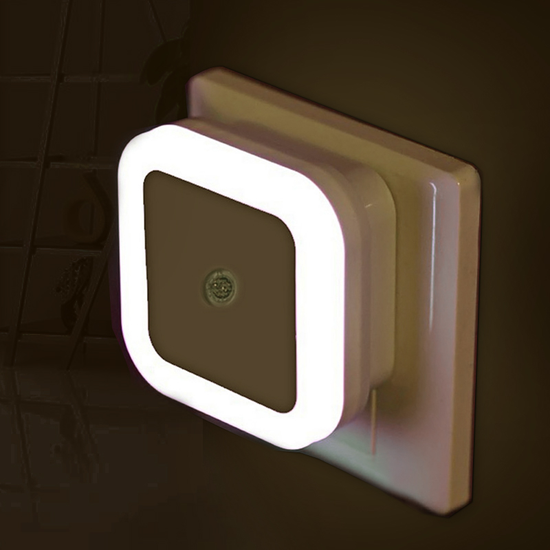 LEDナイトライト ミニライト センサー制御 110V 22 - Smart Baby Night Light のレビューと価格